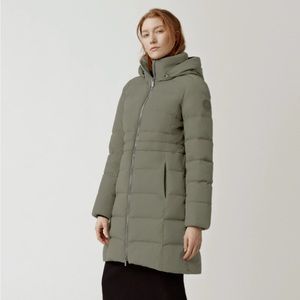 BRAND NEW WITH TAGS- Canada Goose Women’s Aurora Parker